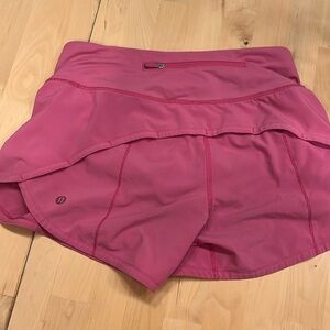 Lululemon Speed Up Shorts High Rise || Size 2|| 2.5 Inch|| Sonic Pink Color